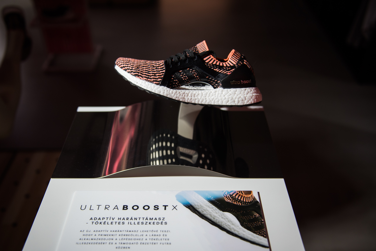 Az adidas UltraBOOST X női futócipőjé