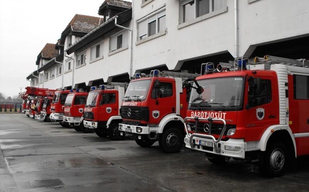 Mire a tűzoltók kiemelték a férfit, már késő volt