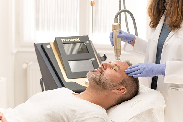 slyfirm arckezelés rozáceás bőrre férfiaknak 