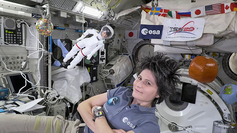 barbie űrhajós asztronauta baba