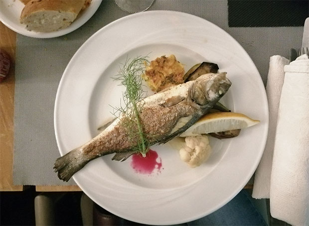 halas ételek tunéziában