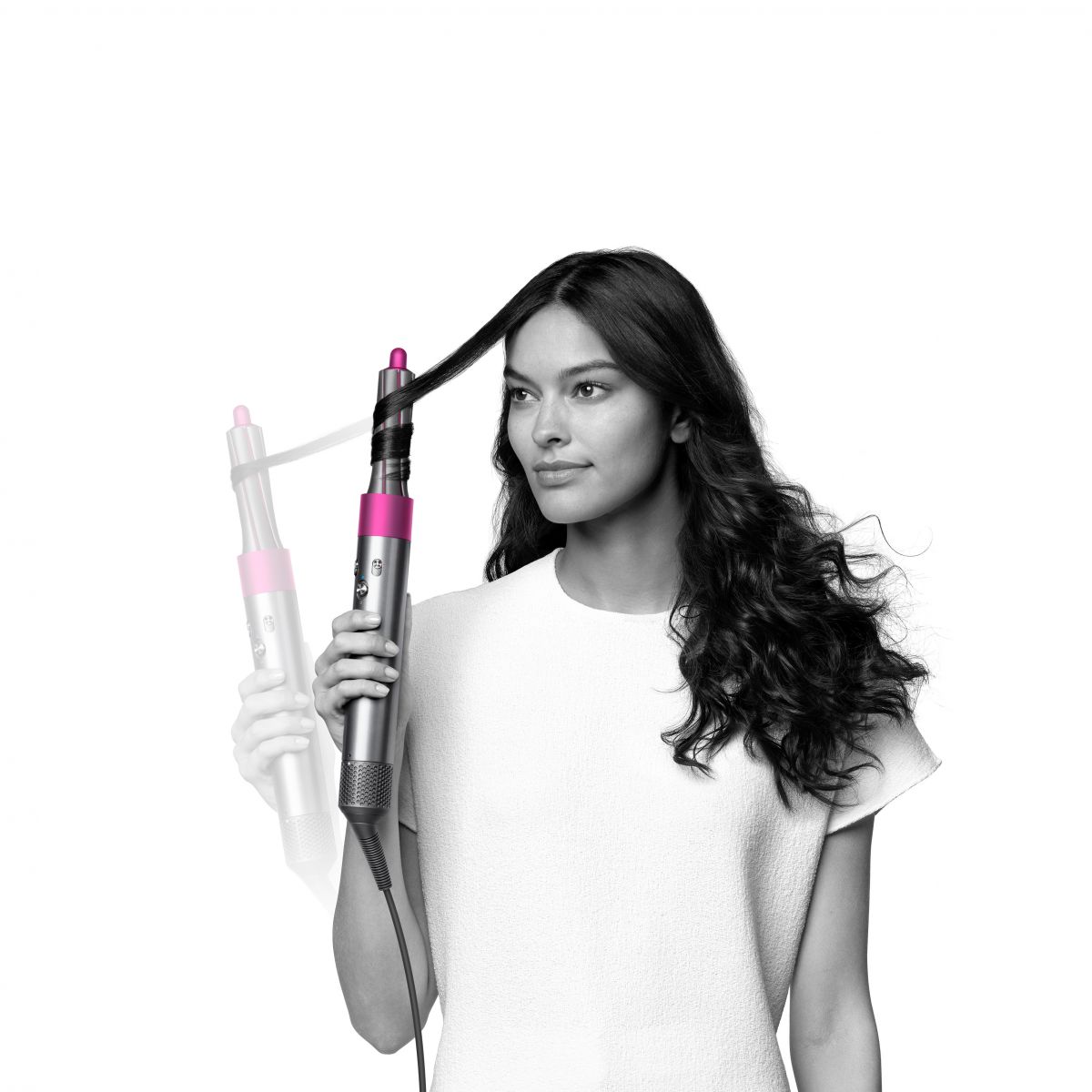 Elképesztően egyszerű a hajat formázni ezzel az eszközzel. dyson airwrap eszköz hajformázó