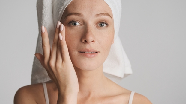 Nagyon nem mindegy, milyen káros anyagok érintkeznek a bőrünkkel clean beauty, tiszta szépségápolás