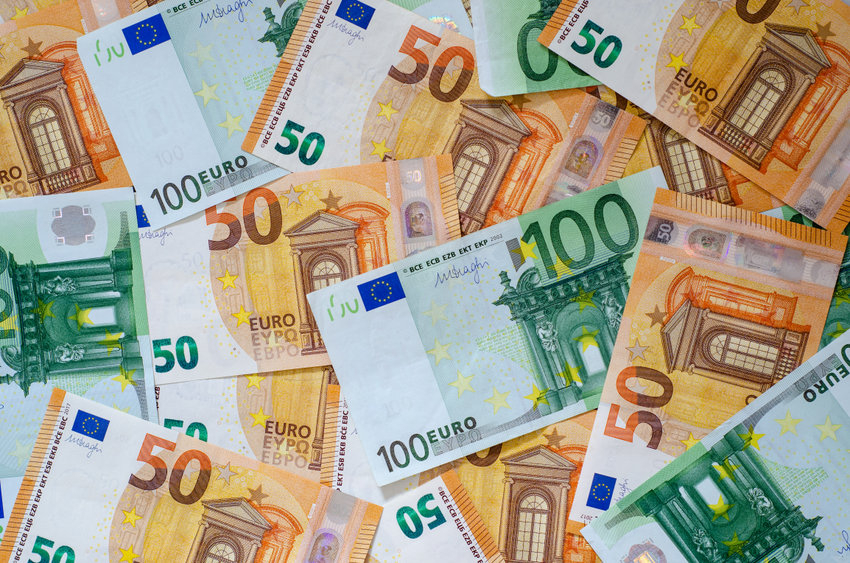 Euró bankjegyek épületek pénz