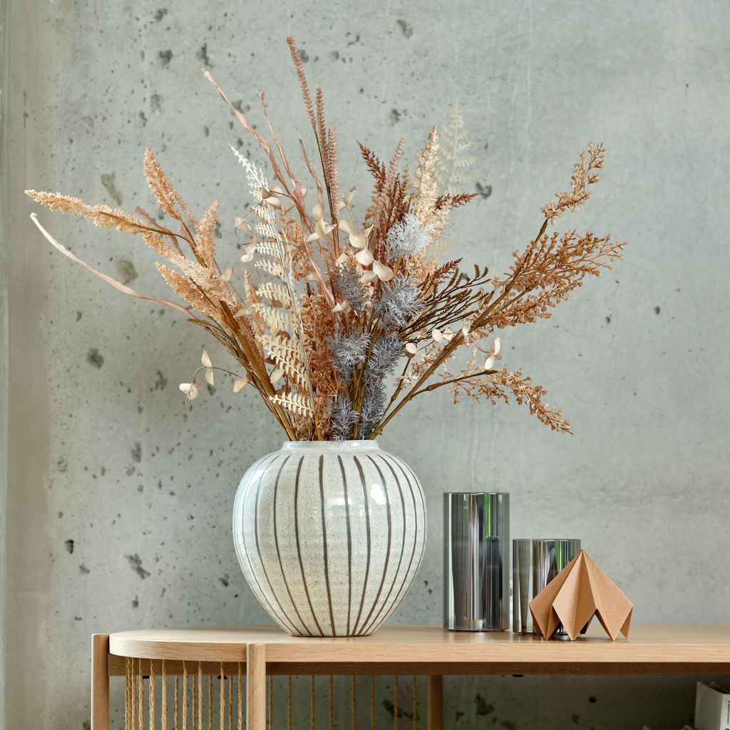 Jysk téli kollekció bútorok természet növény kaspó