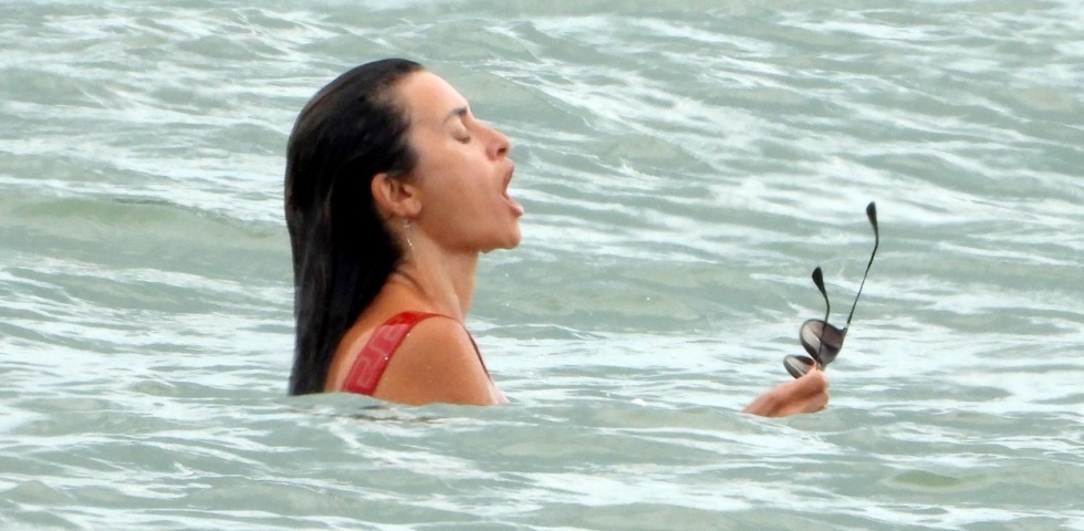 Penélope Cruz bikini2