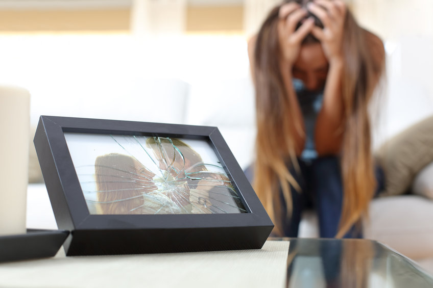 szakítás, fotó széttép pár kapcsolat  vége