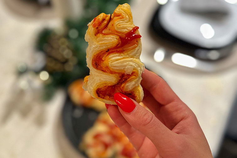 levelestészta paradicsomszósz sonka sajt recept