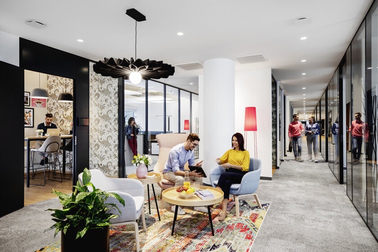 Myhive iroda berendezés