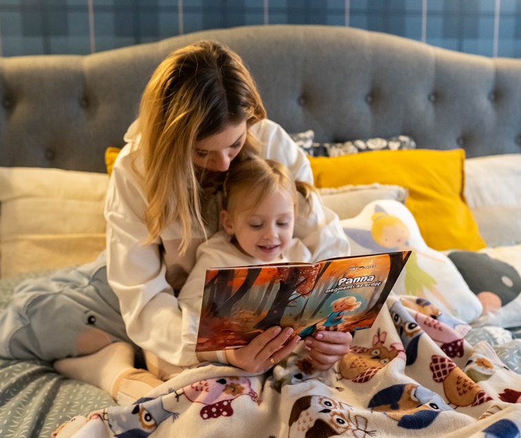 Tiny Tales egyedi mesekönyv