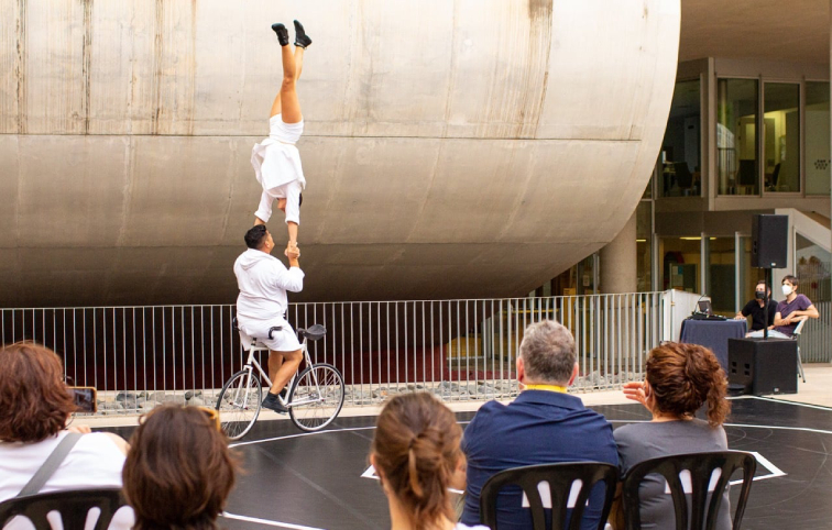 Collective XY: Möbius - ©Christophe Raynaud De Lage
