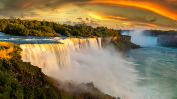 Megnyílt az alagút a Niagara-vízesés alatt: lélegzetelállító a látvány onnan - fotók