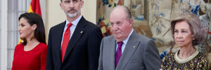 Két év után hazatér a száműzetésben élő korábbi spanyol király – Nem mindenki látja szívesen