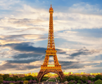 Évente nő az Eiffel-torony