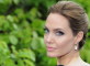 Angelina Jolie megtalálta a tökéletes nyári ruhát, amit bárcsak nekünk adna