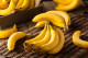 Banánhéj

A banán héjának eldobása szinte ösztönös cselekedet, és habár nyersen kissé keserű és kemény, fogyasztása igazából rendkívül előnyös a szervezet számára, mivel káliumban, magnéziumban és kalciumban is gazdag.