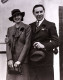 A nők odavoltak Lugosiért, több szerelmeslevelet kapott, mint akármelyik más pályatársa. Öt felesége volt, a negyedik élete nagy szerelme, Lillian, tőle született egyetlen gyermeke is 1938-ban, Lugosi Béla György.
