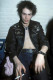 Sid Vicious és barátnője, Nancy Spungen viharos szerelméről még mindig nem derült ki az igazság, az viszont bizonyos, hogy a Sex Pistols zenészének ujjlenyomataival teli volt a kés, ami az alig 20 éves lány halálát okozta.