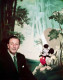 Mielőtt Disney meghalt egy darab fecnire a következő szavakat írta le: Kurt Russel.