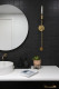 Noha más helyiségekben a lakberendezős nem javasolják a fekete szín használatát, a fürdőszobában nagyon mutatós, dizájnos és kellemes. 
