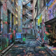 Egy talpalatnyi hely nem maradt érintetlenül az ausztrál főváros egyik legfelkapottabb utcájában. A melbourne-i Hosier Streeten ugyanis szabad az út a graffitisek előtt, így az utca minden pontján valamilyen színes rajz látható. 