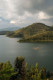 Kivu-tó, Afrika

A Kivu a bolygó egyik legveszélyesebb tava, ugyanis bármilyen vulkáni tevékenységtől vagy a legkisebb földrengéstől is felrobbanhat, ami akár 2 millió ember halálhoz is vezethet. Ennek oka az óriási szén-monoxid réteg és a nagy mennyiségű metán a vízben.
