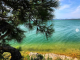 Horvátország egyik legérdekesebb természeti jelensége a Cres-szigeten található Vransko-tavat, amelynek feneke a tengerszint alá nyúlik, és nem keveredik benne az édes- és sós víz. A mediterrán növényzettel övezett karszttó madártani rezervátum is. A legenda szerint a 76 méter mély tó fenekén egy elvarázsolt kastély áll.