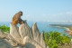Monkey Island - Vietnám

A Monkey Island (Majmok Szigete) egy nagyon közkedvelt turistacélpont Catba tengerparti városában, Hai Phongban, Vietnámban. Ezen a szigeten 2 gyönyörű strand található, és egy nagy hegy, ahonnan gyönyörű a kilátás a Lan Ha-öbölre, melyen több ezer kis sziget terül el.  