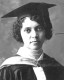 Az úttörő színes bőrű vegyész, Alice Ball forradalmasította a lepra kezelését a 20. század elején. Miután befejezte tanulmányait a Washingtoni Egyetemen és a Hawaii Egyetemen, ő lett az első női kémiaprofesszor az Egyesült Államokban.

A laboratóriumban Ball a lepra kezelését kutatta. 20-as évei elején kifejlesztette az első injekciós leprás kezelést. A "Ball-módszert" végül a leprás betegek ezreinek kezelésére alkalmazták.

Ball mindössze 24 éves korában halt meg laboratóriumi balesetben. Halála után egy másik professzor Ball művét a sajátjának állította. Ma Ball a kémia területén úttörő nőként áll.

 