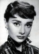 Audrey Hepburn a filmes alakításai mellett a divatra gyakorolt ​​hatásával, valamint nemzetközi jótékonysági tevékenységeivel vonult be a történelembe. Eleinte balettáncosnak tanult, musicalekben kapott kisebb szerepeket, emellett modellkedett is.