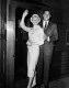 Pályafutása elején Doris Day a zenés darabok és a könnyed komédiák főszerepében is lubickolt, ráadásul harmadik nekifutásra 1953-ban ügynöke, Martin Melcher személyében megtalálta az ideális férjet, mindeközben szépségével és tehetségével milliók szívébe lopta be magát.