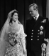 1947. november 20-án sor került az esküvőjükre: a ceremóniát a televízió is közvetítette, és világszerte több mint 200 millióan követték figyelemmel. Noha rajongásig imádták egymást, magánéletük nem volt mindig felhőtlen – miután Erzsébetet 1952-ben királynővé koronázták, Fülöp nagyon nehezen tudta feldolgozni, hogy alárendelt szerepbe került és nem ő a családfő – emiatt még pszichológus is kezelte.