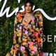 Mégis mi ez a szett Priyanka Chopra színésznőn? Eláruljuk: ez egy Richard Quinn által tervezett darab, amit a londoni Fashion Awards vörös szőnyegére viselt a színésznő. Egyébként a férje, Nick Jonas sem nézett ki jobban - legalábbis elég csak egy pillantást vetni az extrém cipőjére, ami nagyon kényelmetlen lehet. Ez lenne az új divat?