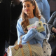 Ariana Grande és Louis Vuitton Keepall 55 táskája 