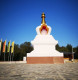 A becskei sztúpa  Nógrád megyében a Csiga-hegyen található. A 9 méter magas, hófehér látványosság a Megvilágosodás-sztúpa nevet kapta, ami nemcsak szemet gyönyörködtető, de már ránézésre is lelki békét teremt. Mindössze 9  hét alatt építették fel Serab Gyalcen rinpocse vezetésével. Nem mellesleg Becskének fontos szerep jutott a buddhizmusban, mivel az országos elvonulási központ és nemzetközi buddhista kurzusok helyszíne, ahol rendszeresen vannak tanfolyamok és előadások a buddhizmus szerelmeseinek és érdeklődőinek.