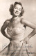 A két világháború közötti időszak rajongott filmcsillaga Muráti Lili volt. A magyar filmgyártás története olyan közönségkedvenc alkotásokat  köszönhet neki, mint az Elnökkisasszony, A csúnya lány és az Ez történt Budapesten című mozik.