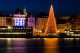 3. Stockholm, Svédország

A stockholmi karácsonyi vásárban egyszerre érvényesül a hagyomány és a modernitás. A gyönyörűen feldíszített város ilyenkor igazán mutatós, a mézeskalácsok pedig állítólag isteniek.
