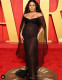 Vanessa Hudgens ebben a fekete Alberta Ferretti pucérruhában jelentette be az Oscar afterpartiján, hogy első gyermekével várandós.