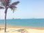 Magával ragadó Ras Al Khaimah 64 kilométer hosszú, homokos tengerpartja, ahol strandolhatsz vagy csak úgy gyönyörködhetsz a kristálytiszta tenger vízében. 