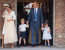 Katalin hercegné és Vilmos herceg 2011-es esküvője az egész világot lázban tartotta, turisták özönlöttek Angliába. A királynő temetését és a koronázást még többen akarják majd átélni, mert tömegek akarják a saját szemükkel látni, ahogy íródik a történelem