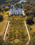 A romantikus stílusú épület 1880 és 1885 között épült Erzsébet magyar királyné tiszteletére, és köztudottan a Loire folyó mentén lévő kastélyok mintájára készült.
