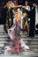 Az első emlékezetes divatbemutató egy 1998-as Dior show volt. John Galliano elképesztő színházi oldalát mutatta meg ezzel a tavaszi/nyári kollekcióval a résztvevőknek a Palais Garnierben párizsban.&nbsp;
