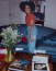 Itt pedig a várva várt gyermekkori fotó: Meghan Markle éppen 11. születésnapját ünnepli 1992. augusztus 4-én. Az afrofrizurának köszönhetően szinte teljesen felismerhetetlen a majdani hercegné!
