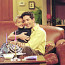 Ben Geller - Cole Sprouse. Valójában négy különböző srác játszotta a baba Bent, amikor már szövege volt, Cole lett a kiválasztott. Különösen abban az epizódban alakít nagyot, ahol Ross-t és Rachelt is megtréfálták.