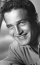 Paul Newman: Az&nbsp;Oscar-díjas színész szintén tiniként,&nbsp;19 évesen jelentkezett pilótának a légierőhöz. Színvaksága miatt azonban mindössze hadi&nbsp;rádiósként kivette a részét a háború nehézségeiből.&nbsp;
