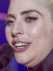 Lady Gaga inkább szokatlan szettjeivel, mint szépségtippjeivel kerül bele a lapokba, amit ezen fotó láttán talán nem is kell magyaráznunk. Felpüffedt arc, ráncos szemek és szőrös arc.