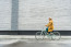 A külső szemlélőnek úgy tűnhet, hogy az élet Skandináviában tele van kihívásokkal, elvégre&nbsp;télen minden csupa hó és jég. Az ott élők pont ellenkezőleg gondolják. A norvégoknak még egy mondásuk is van, miszerint nincsen rossz idő, csak nem megfelelő öltözet. Ezzel a hozzáállással nem csoda, hogy a legnagyobb viharban is látni bicikliző embereket a norvég utcákon. Az alacsony hőmérséklet felgyorsítja az anyagcserét, javítja az alvás minőségét és az étvágyra is hatással van. Természetesen a hideg önmagában nem tesz szuperegészségessé, ehhez jó szokások bevezetése is szükséges. Egyesek például arra esküsznek, hogy a megfelelő napkezdés egy jéghideg zuhany.
