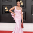 Tinashe egy rózsaszín estélyit választott az olasz GCDS márkától.&nbsp;
