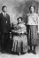 Első felesége egy prostituált volt

Armstrong a Louisiana állambeli Gretnában lépett fel, amikor megismerkedett az analfabéta Daisy Parkerrel, egy helyi prostituálttal. Először az ügyfele volt, de később 1919. március 19-én összeházasodtak. Örökbe fogadtak egy hároméves fiút, Clarence-t, akinek édesanyja, Armstrong unokatestvére, Flora volt, aki nem sokkal a szülés után meghalt. Clarence egy korai fejsérülés következtében szellemi fogyatékossággal élt. Végül házassága Parkerrel zátonyra futott és 1923-ban elváltak.
