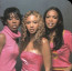 A Destiny's Child korszak

1997-ben szerződtette le a&nbsp;Columbia Records a 16 éves Beyoncét, Kelly Rowlandot és LaTavia Robersont, illetve LeToya Luckettet, és akkor alakult meg a Destiny’s Child. 1998-ban jelent meg az együttes első albuma,&nbsp;Destiny’s Child&nbsp;címmel, amin szerepelt a híres No, No, No című szám.

A második album, a The Writing’s On The Wall 1999 júliusában jelent meg, és USA-ban 8-szoros platinalemez lett. Olyan slágereket tartalmazott, mint a Bills, Bills, Bills, Say My Name és Jumpin ’, Jumpin’.

Idővel olyan pletykák röppentek del, hogy szerződésszegés miatt LaTavia Roberson és LeToya Luckett beperelték Beyoncé apját, Mathew Knowlest. Ennek az lett a vége, hogy ők ketten kiléptek a Destiny’s Childból és a helyükre érkezett&nbsp;Michelle Williams&nbsp;és&nbsp;Farrah Franklin.

Ezután a Destiny’s Child tagjai Beyoncé Knowles,&nbsp;Kelly Rowland&nbsp;és&nbsp;Michelle Williams&nbsp;voltak, és ez volt az együttes leghíresebb felállása. Később a trió elkészítette a&nbsp;Charlie angyalai című film betétdalát. 2001-ben megjelent a Destiny's Child harmadik albuma a&nbsp;Survivor,&nbsp;de az évben a karácsonyi album után bejelentették, hogy az együttes egy ideig szünetel.

Végül 2004-ben a Destiny's Child kiadta utolsó albumát és 2005-ben végleg feloszlott.
